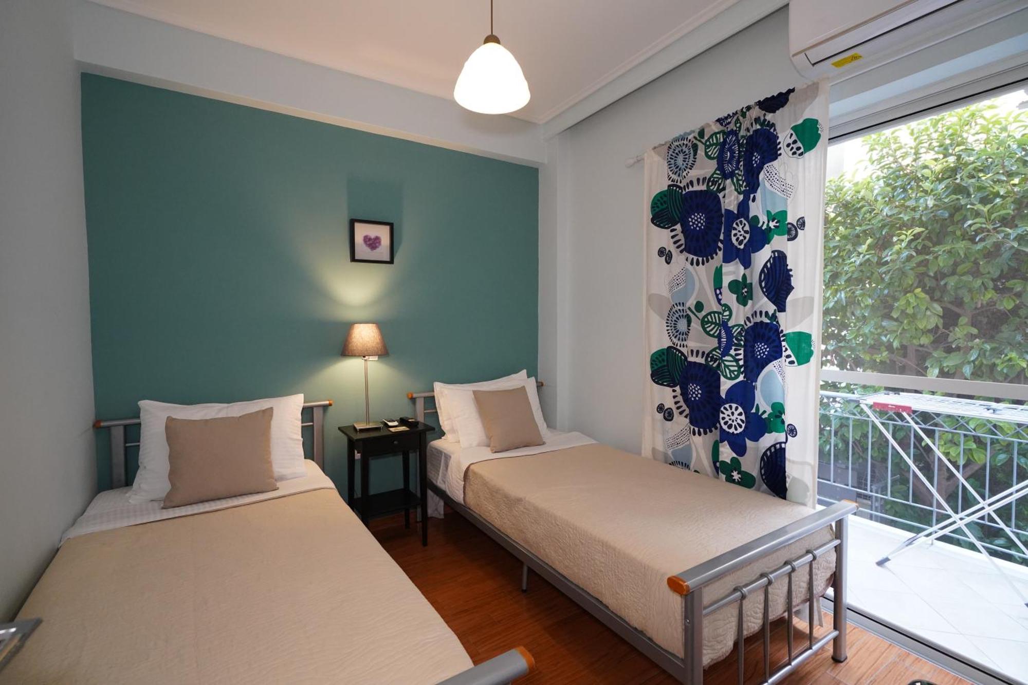 Garden Apartment Next To The Mall -Private Parking Афины Экстерьер фото