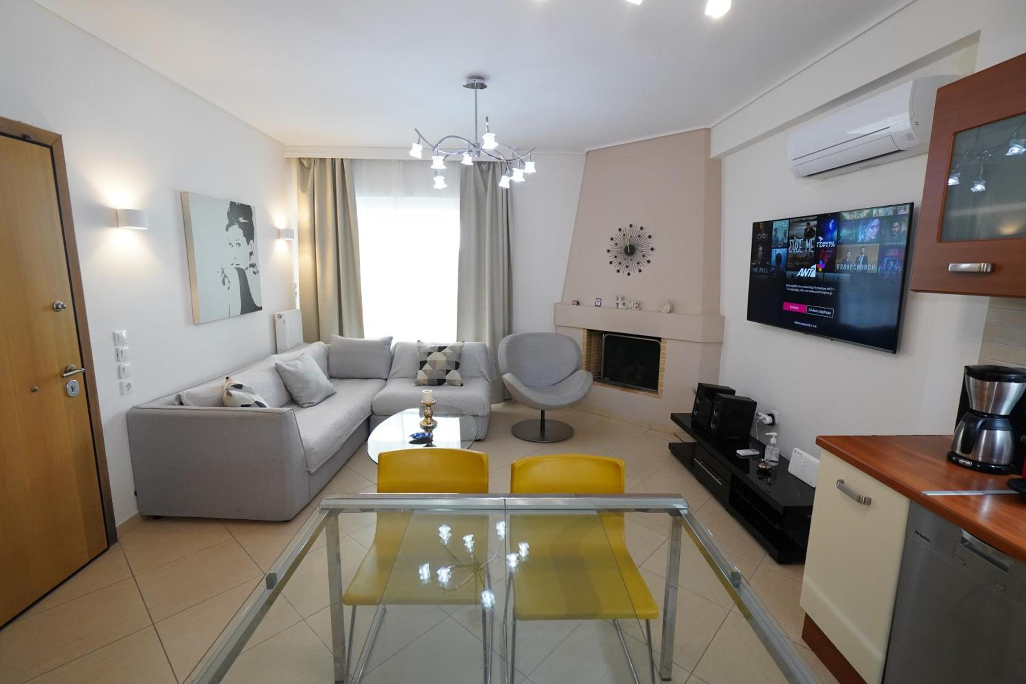 Garden Apartment Next To The Mall -Private Parking Афины Экстерьер фото